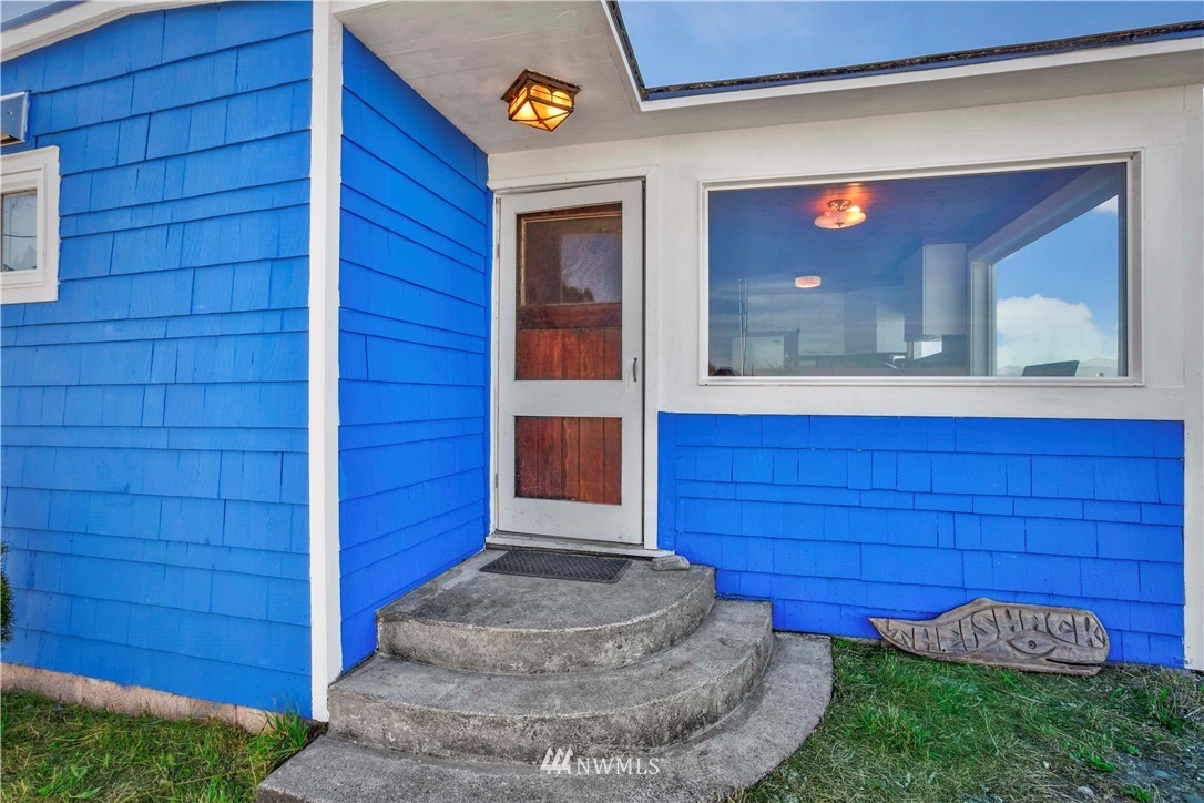 630 Beckett Point Road Port Townsend, WA 98368 - Photo 2 of 15 Gallery Image 2