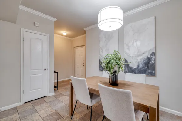 $299,000 | 9525 North Capital Of Texas Highway, Unit 616, Austin, TX 78759