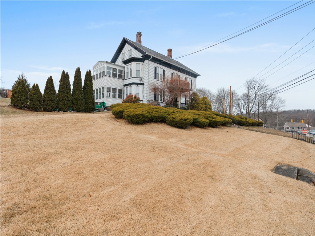 268 Great Road North Smithfield, RI 02896 - Photo 2 of 23