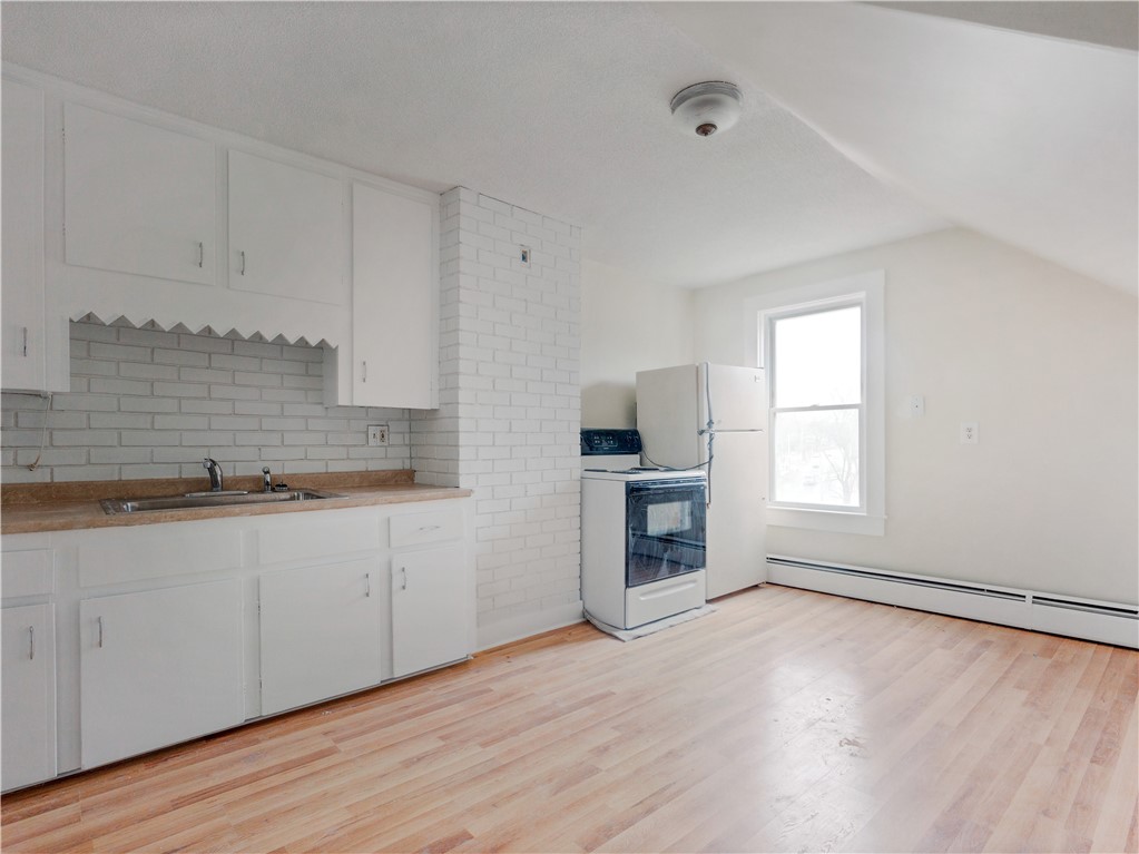 268 Great Road North Smithfield, RI 02896 - Photo 3 of 23
