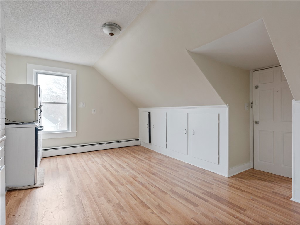 268 Great Road North Smithfield, RI 02896 - Photo 5 of 23