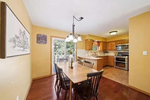 $359,900 | 6118 Parkhill Street, Shawnee, KS 66216