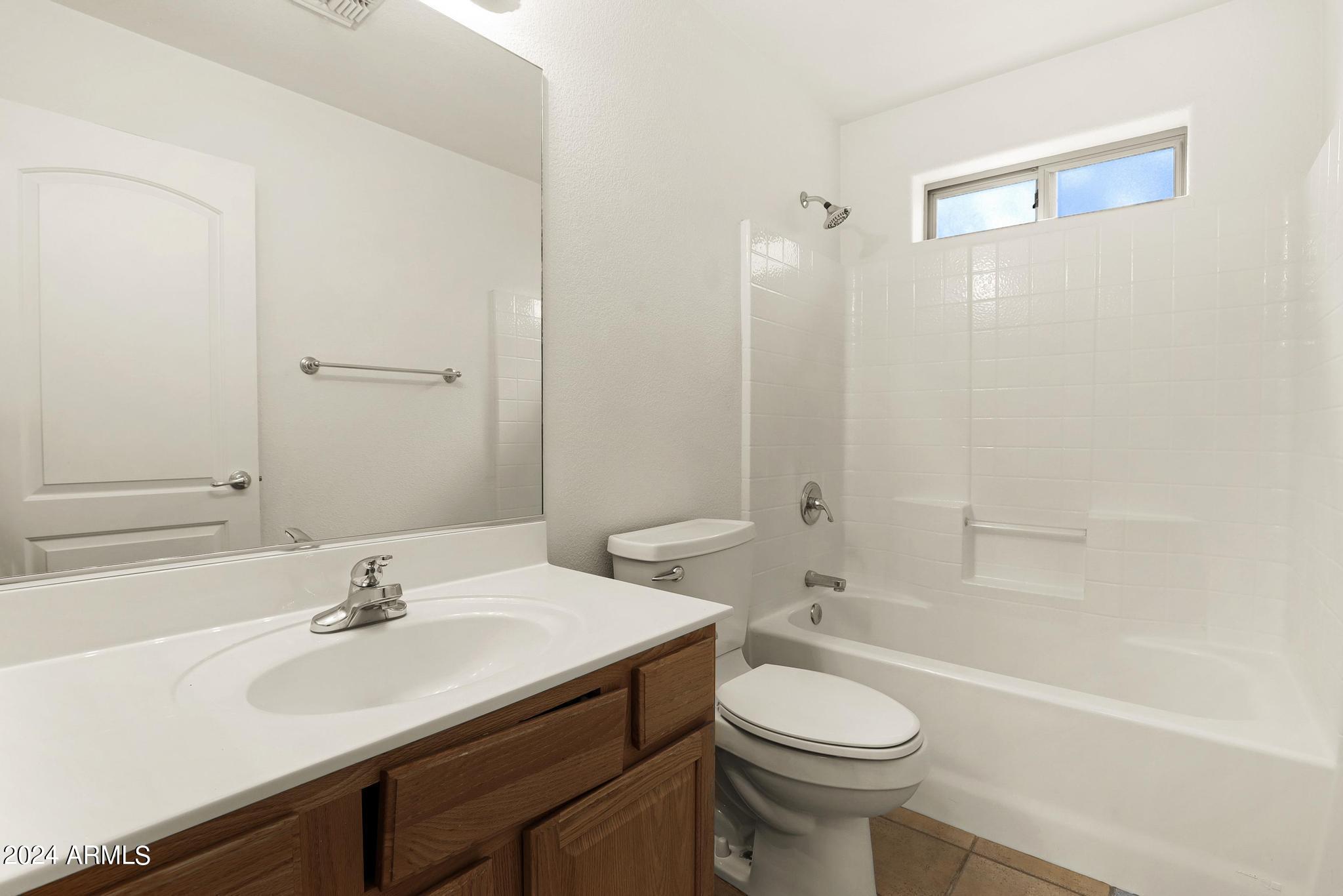 917 Landmark Trail Payson, AZ 85541 - Photo 25 of 40 Second Bathroom