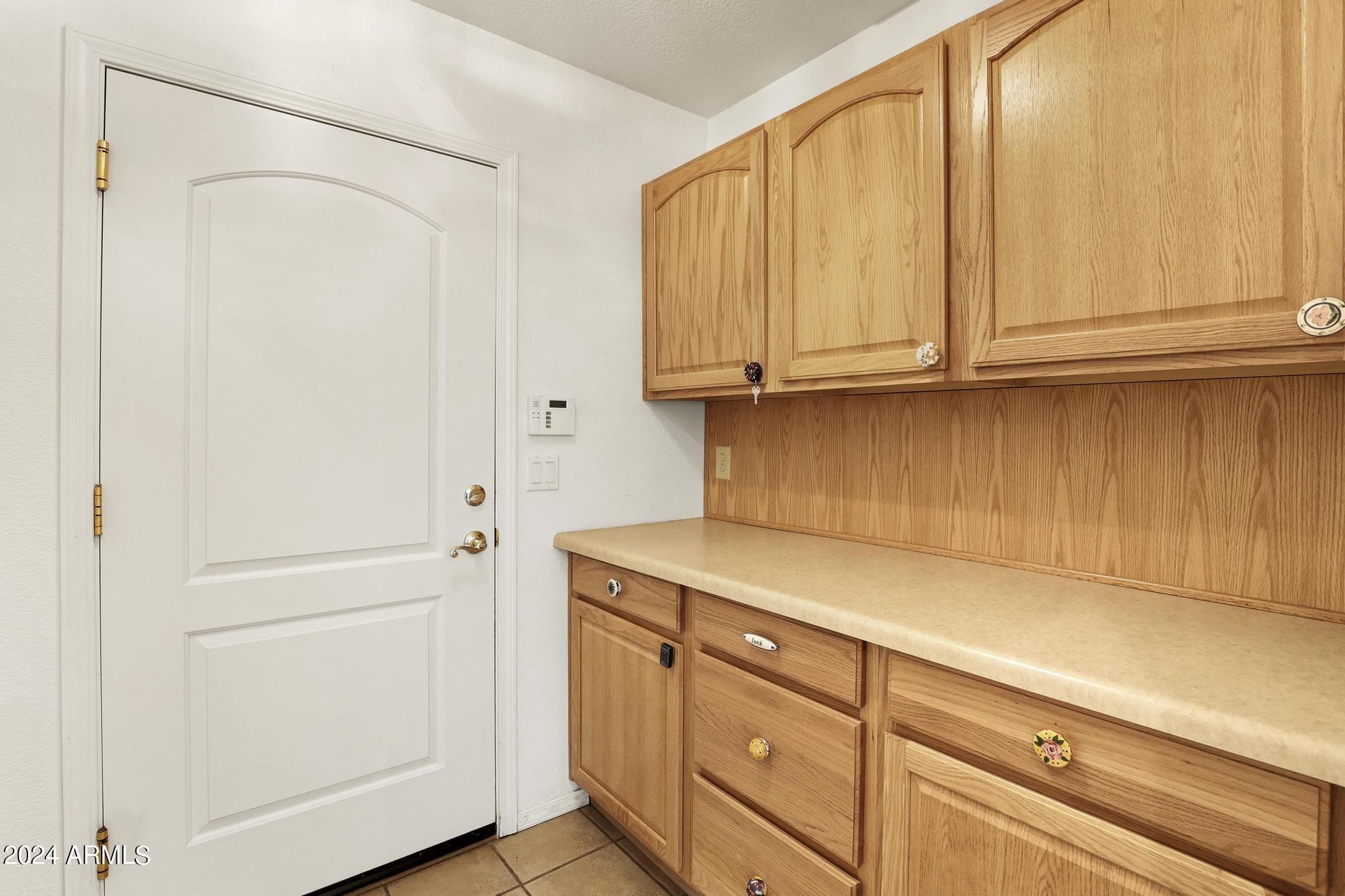917 Landmark Trail Payson, AZ 85541 - Photo 27 of 40 Hallway Storage