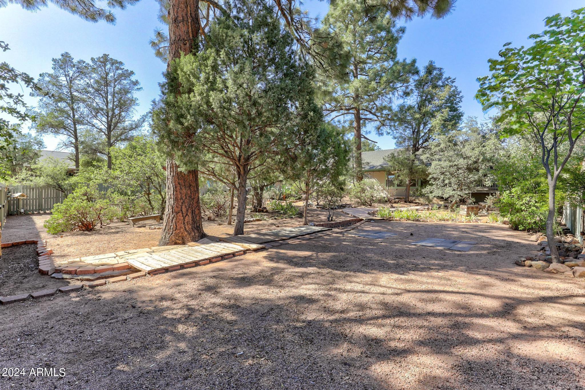 917 Landmark Trail Payson, AZ 85541 - Photo 33 of 40 Backyard