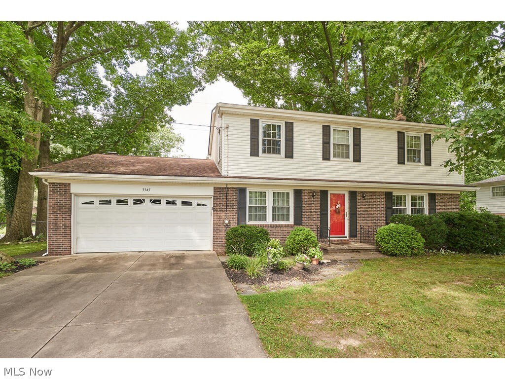 3345 Edington Road Akron, OH 44333 - Photo 1 of 27 Welcome to 3345 Edington Rd. This is a lovely colonial in walking distance to Fort Island School, Swimming and park. This home has newer roof, siding and gutters- Plus so much more!