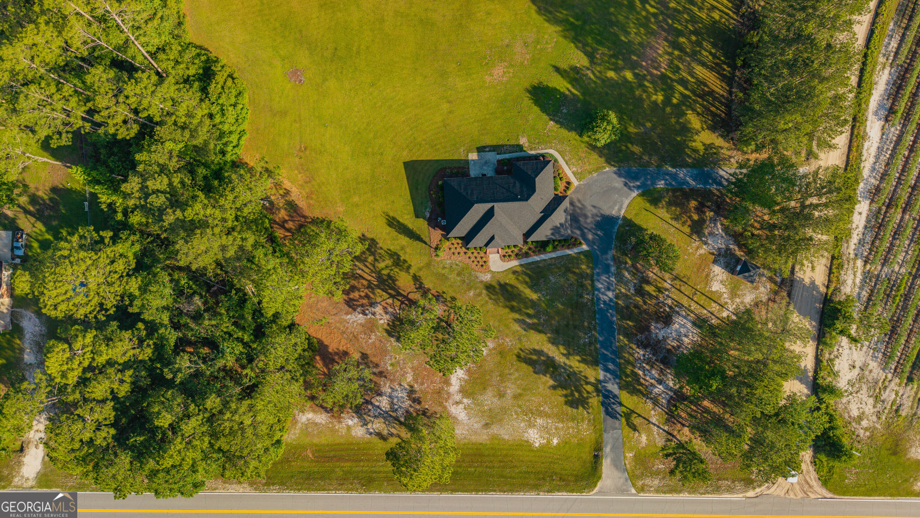 3907 Shiloh Highway Homerville, GA 31634 - Photo 16 of 59