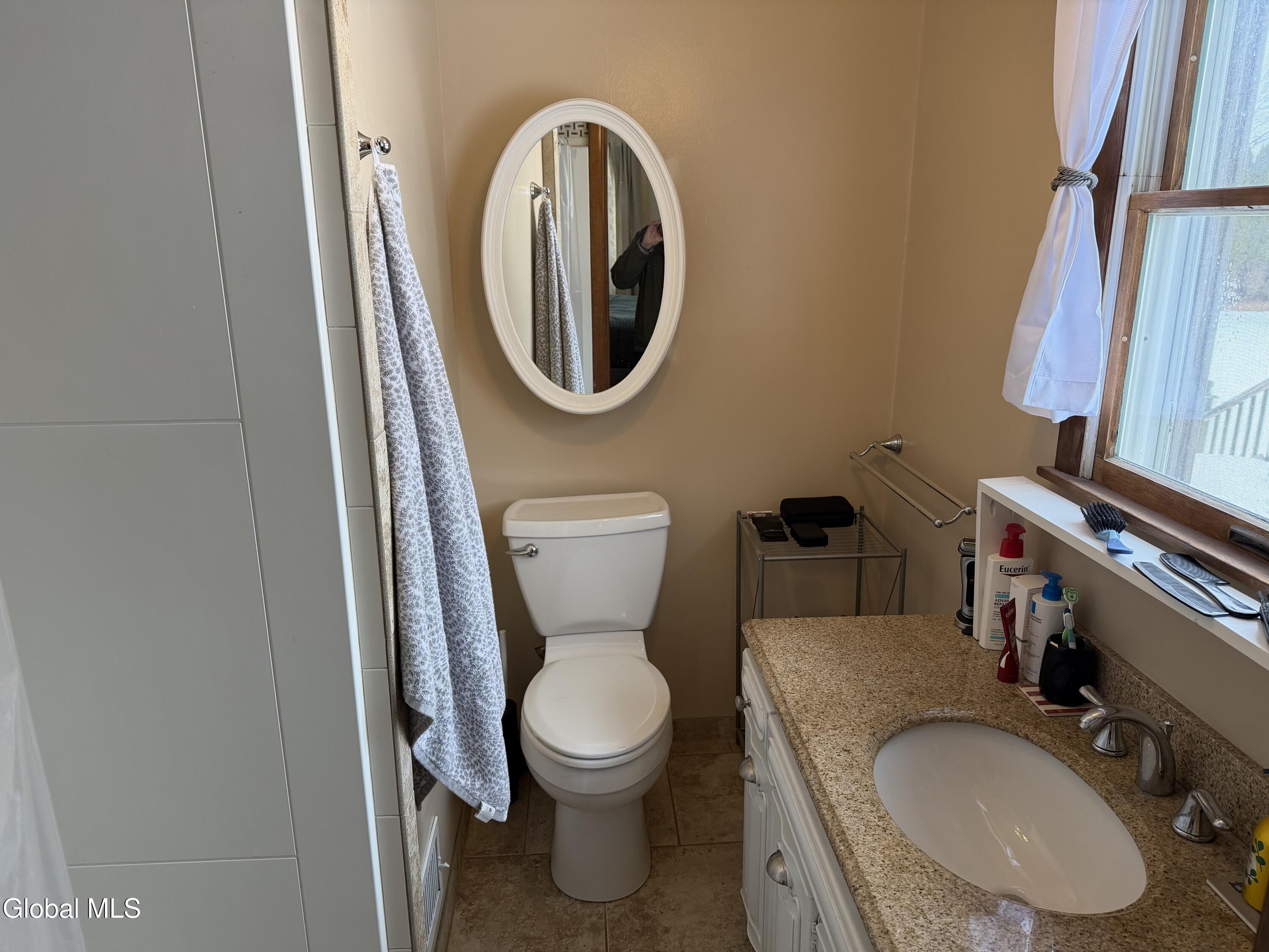 115 Hollywood Road Amsterdam, NY 12010 - Photo 13 of 22 IMG_0989