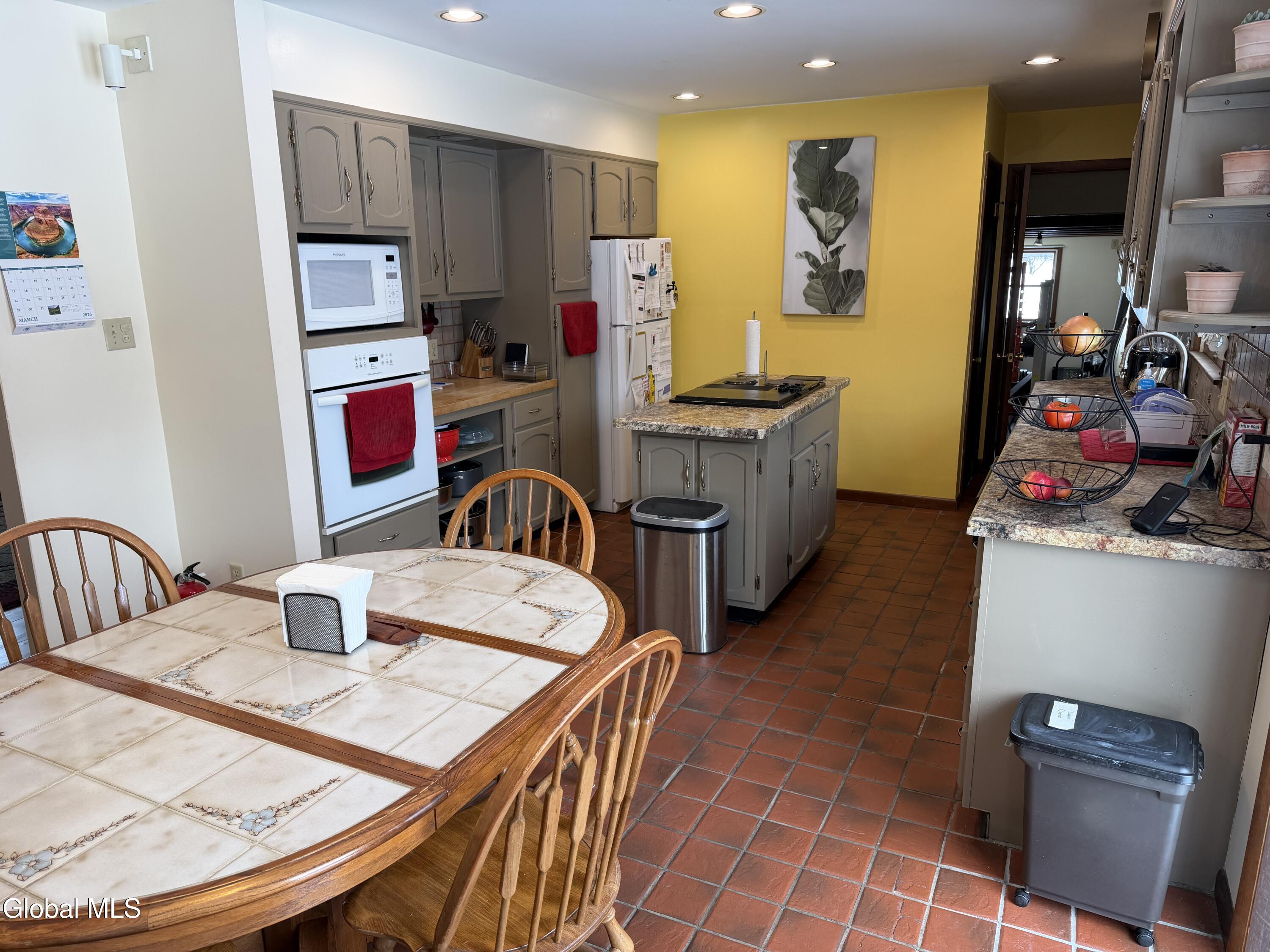 115 Hollywood Road Amsterdam, NY 12010 - Photo 9 of 22 IMG_0996