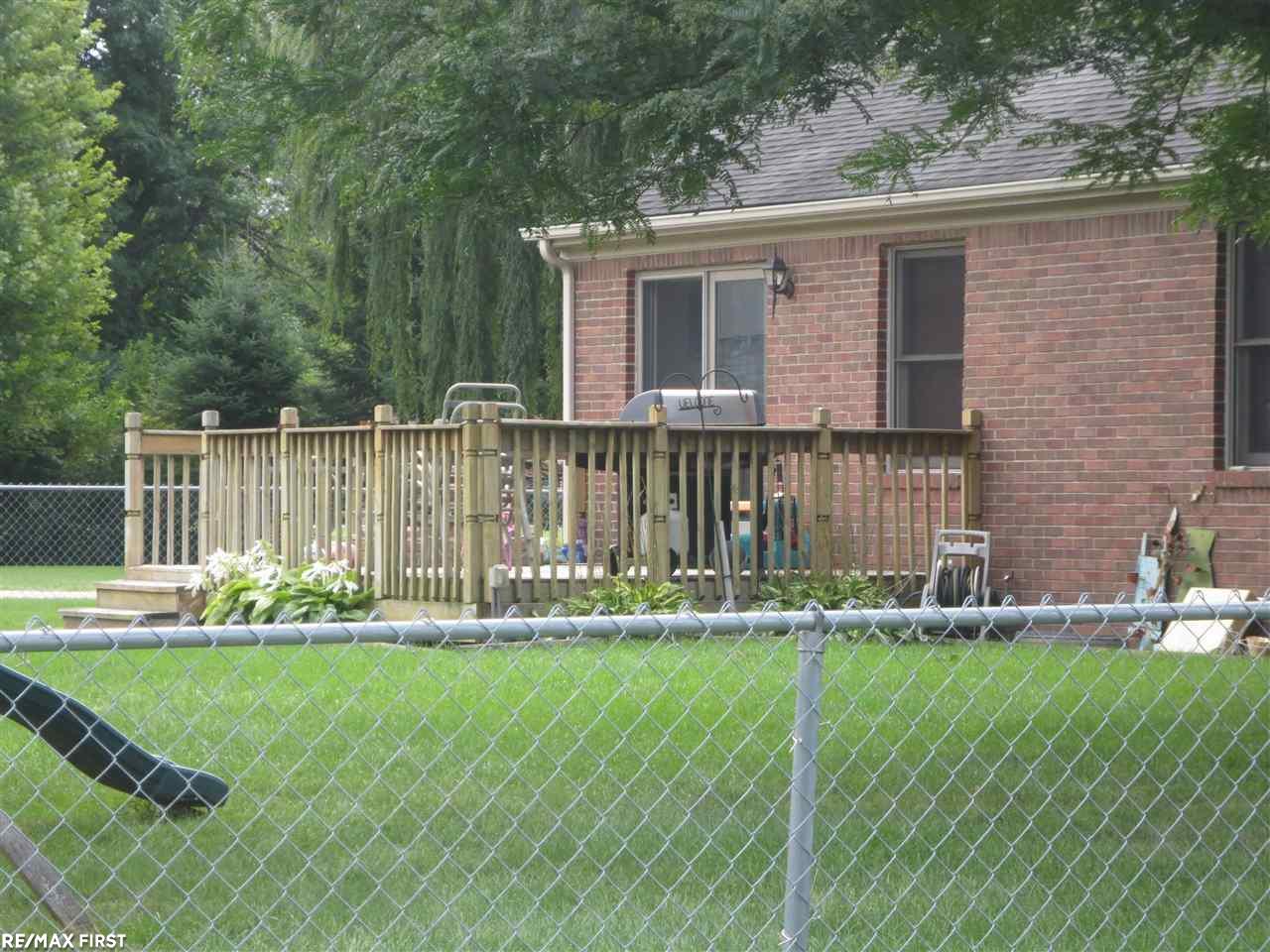19095 Faulman Road Clinton Township, MI 48035 - Photo 4 of 25 31318634-3.JPG