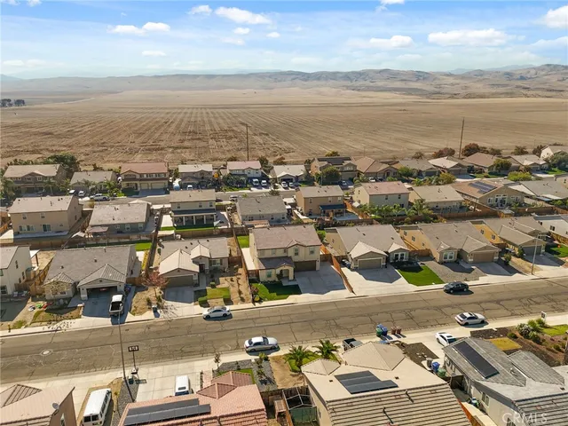 $495,000 | 802 Riesling Lane, Coalinga, CA 93210