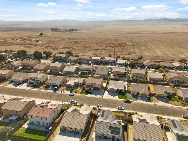 $495,000 | 802 Riesling Lane, Coalinga, CA 93210