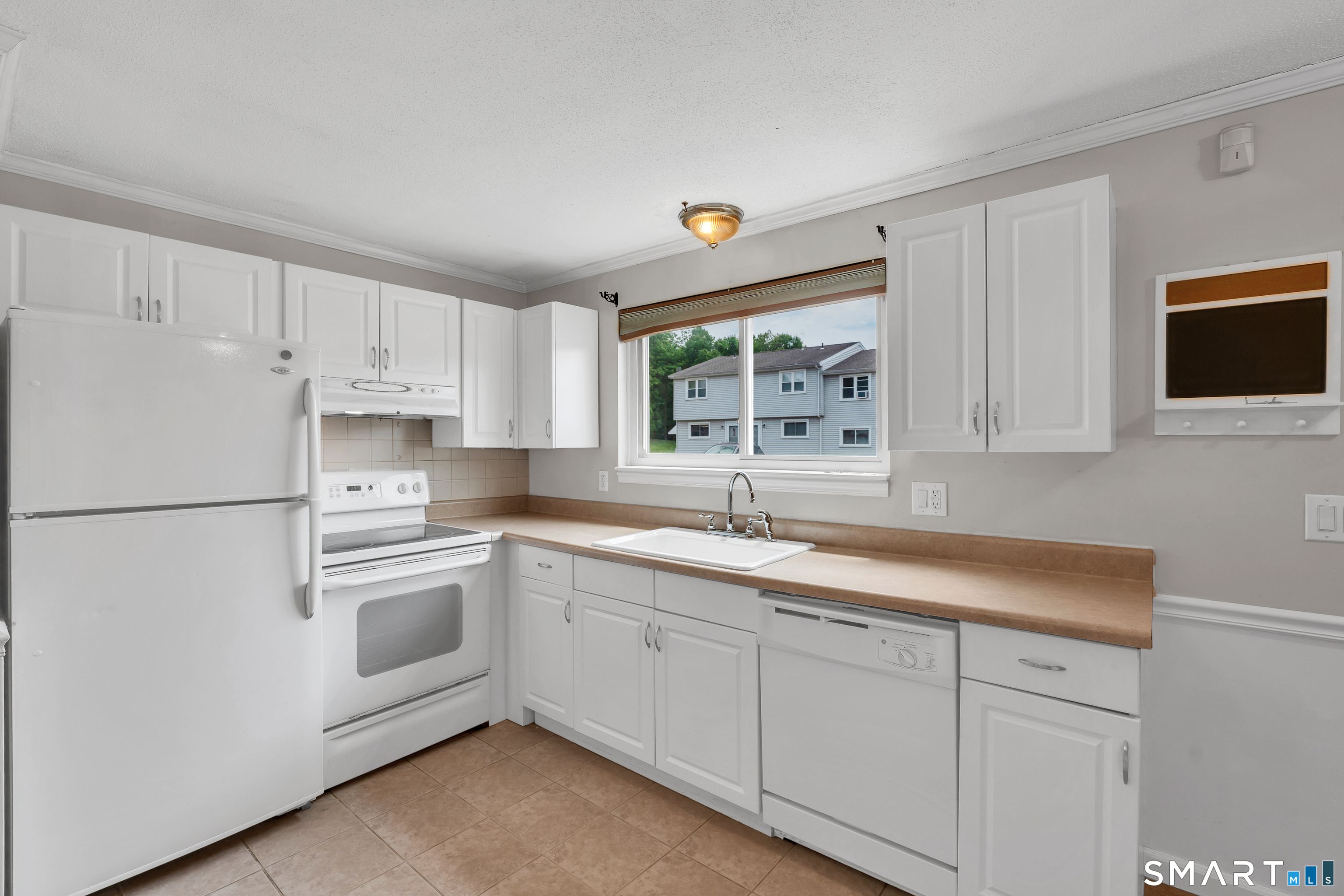 1081 New Haven Road, Unit 14H Naugatuck, CT 06770 - Photo 23 of 37