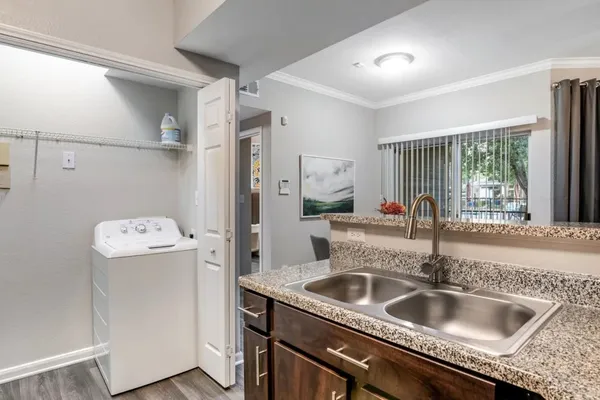 $970 | 656 Hollister Road, Unit 934, Houston, TX 77040