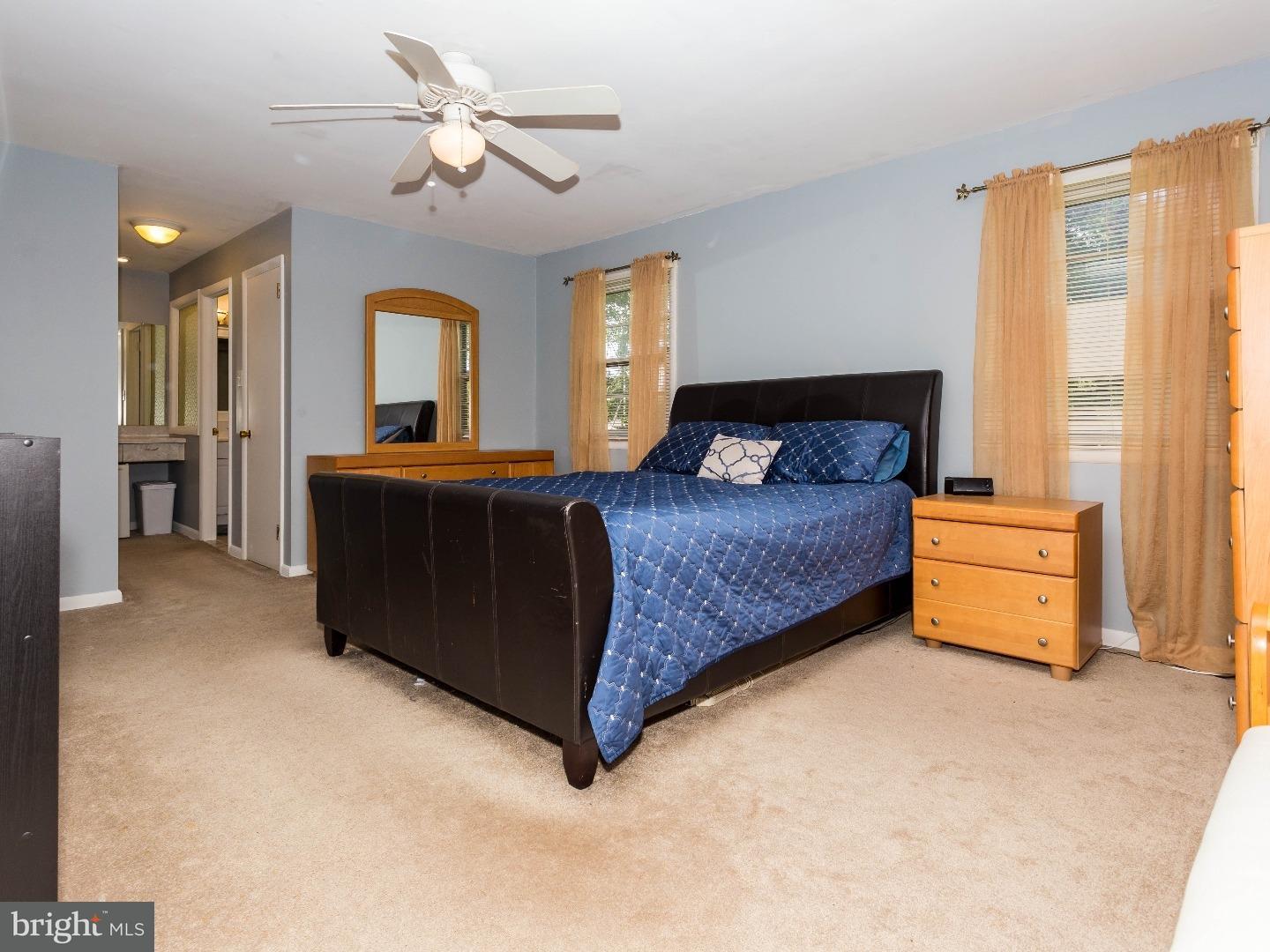 809 Heritage Road Cinnaminson, NJ 08077 - Photo 17 of 25 Gallery Image 17