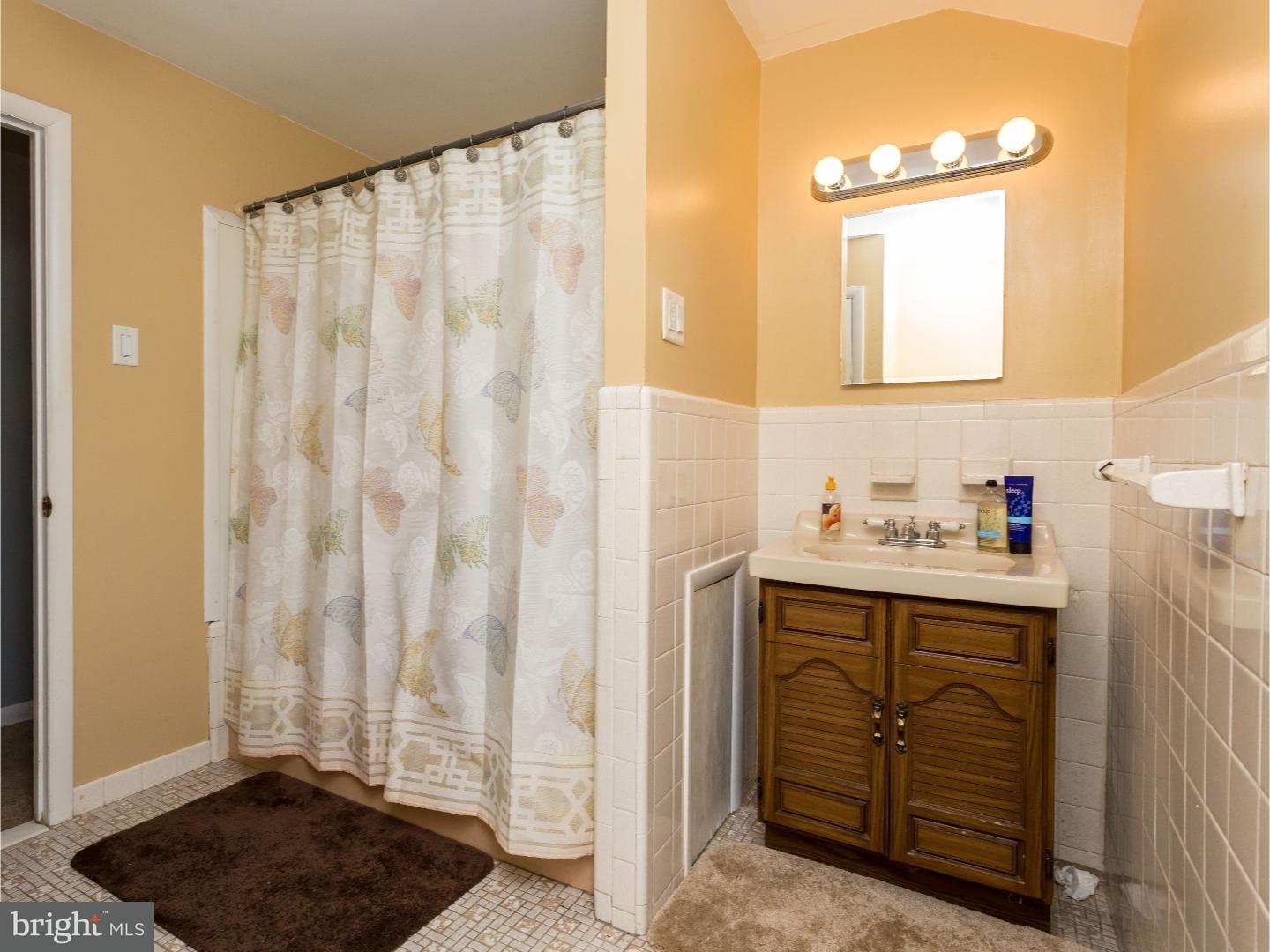 809 Heritage Road Cinnaminson, NJ 08077 - Photo 22 of 25 Gallery Image 22