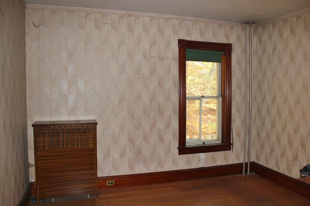 172 Summer Street Springfield, VT 05156 - Photo 8 of 17