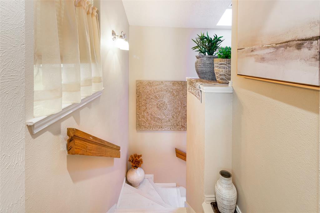 17490 Meandering Way, Unit 804 Dallas, TX 75252 - Photo 21 of 33 a bathroom with a sink and toilet