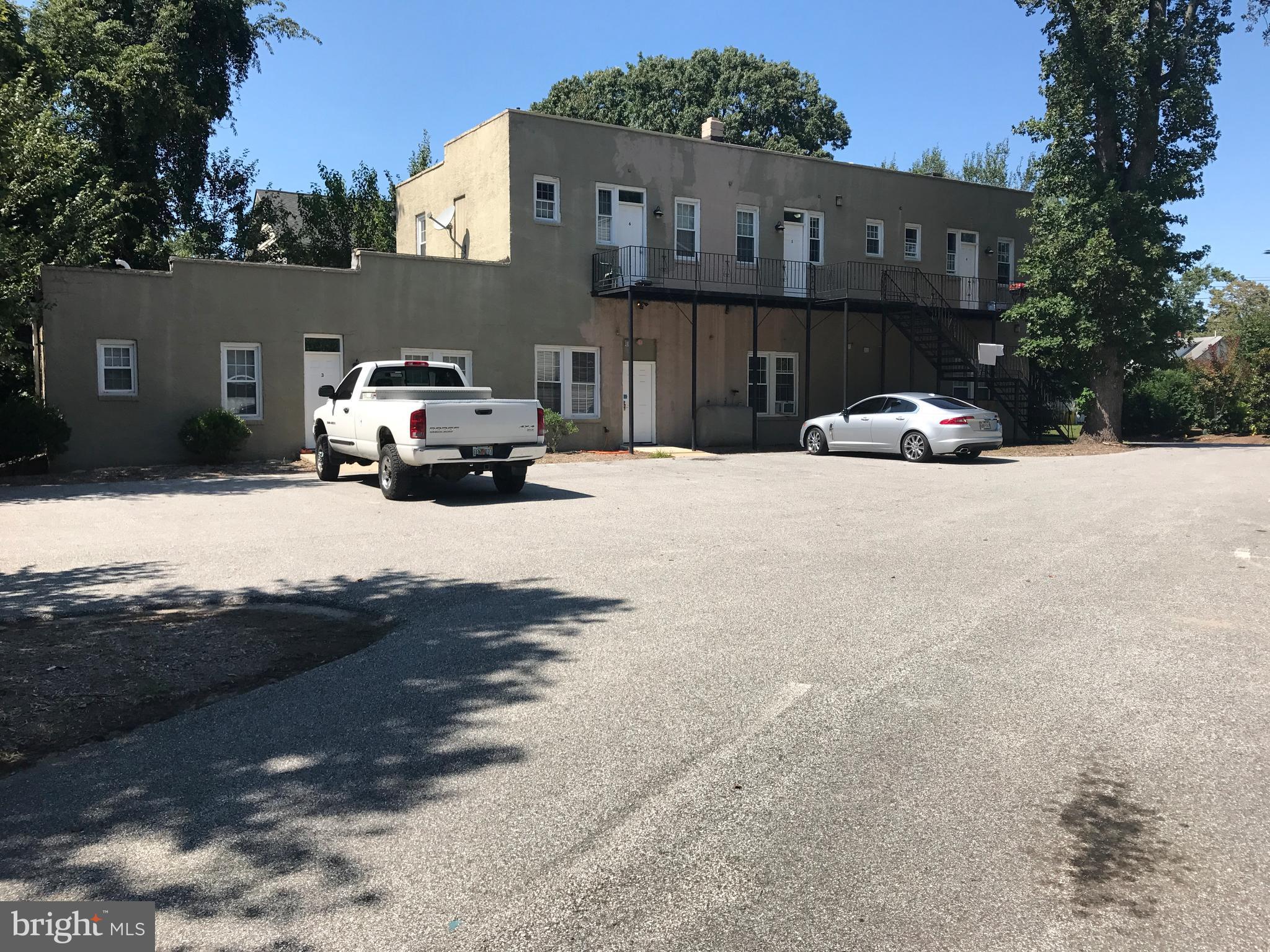 2+ Parking spots per unitExterior