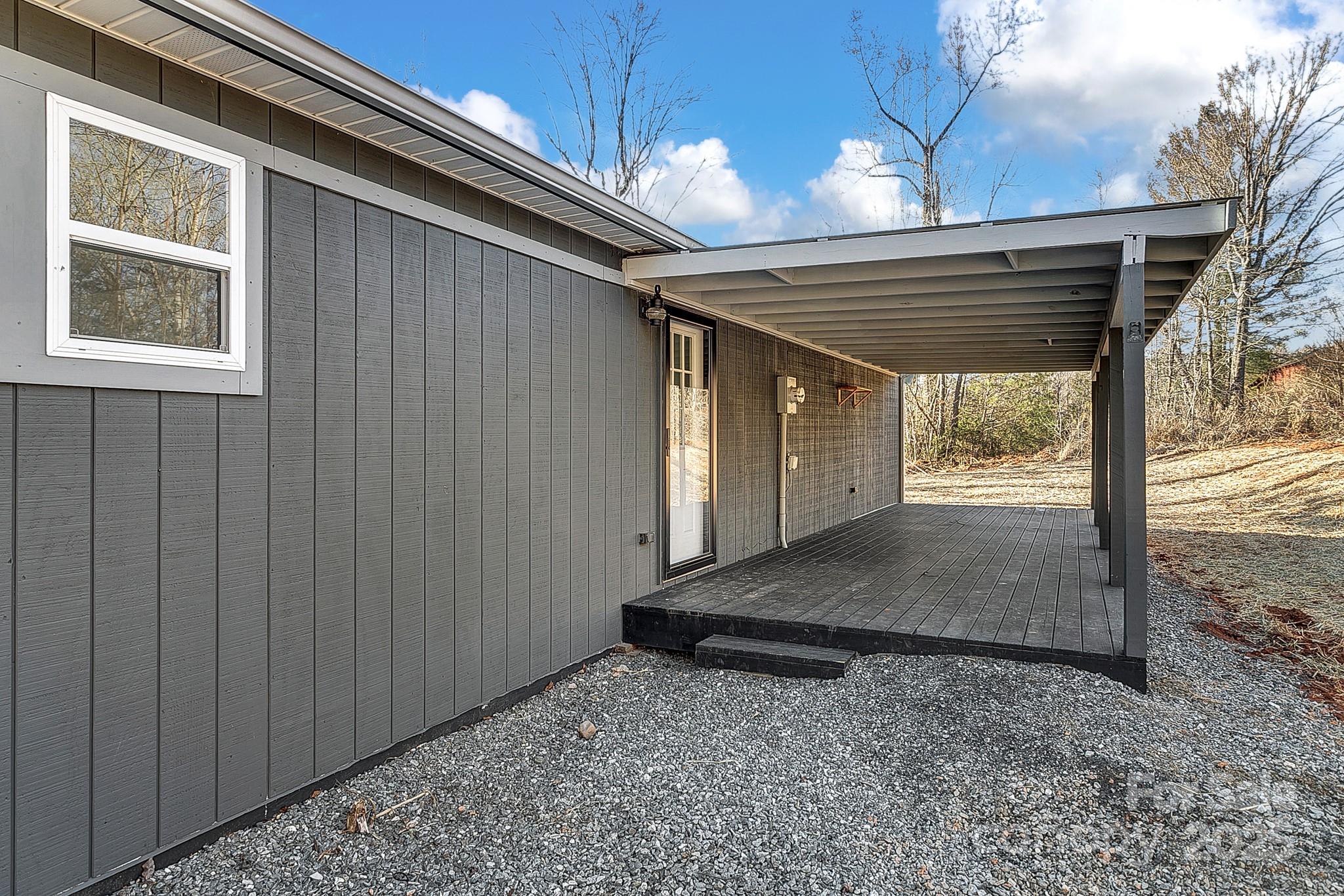 24 Buck Ridge Drive Marion, NC 28752 - Photo 11 of 29 Gallery Image 11