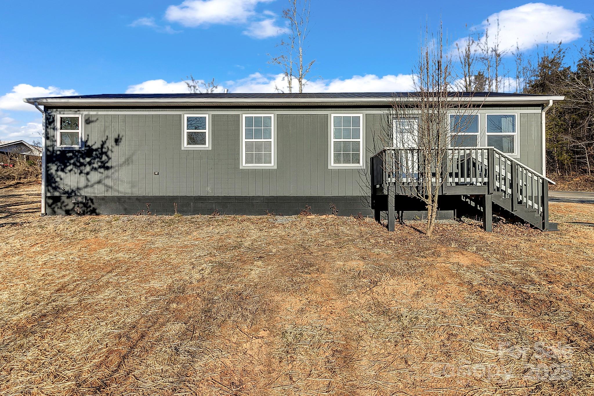 24 Buck Ridge Drive Marion, NC 28752 - Photo 2 of 29 Gallery Image 2