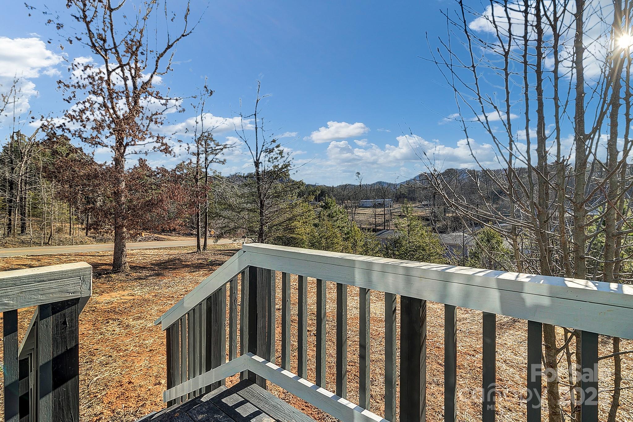 24 Buck Ridge Drive Marion, NC 28752 - Photo 5 of 29 Gallery Image 5