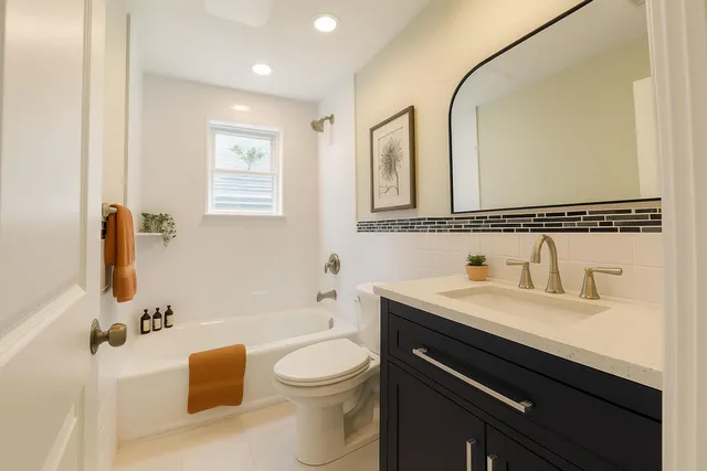 $1,179,000 | 176 Hillsboro Avenue, Elmont, NY 11003