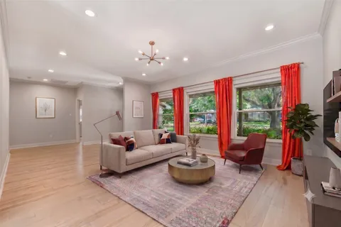 $649,000 | 5230 Indigo Street, Houston, TX 77096