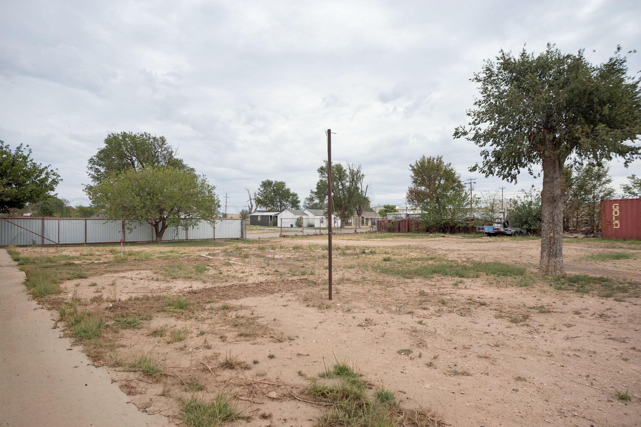 321 North Rider Street Pampa, TX 79065 - Photo 35 of 36 DSC_0777