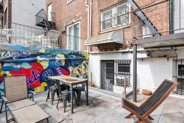 $2,050 | 26-65 30th Street, Unit 1 | Astoria