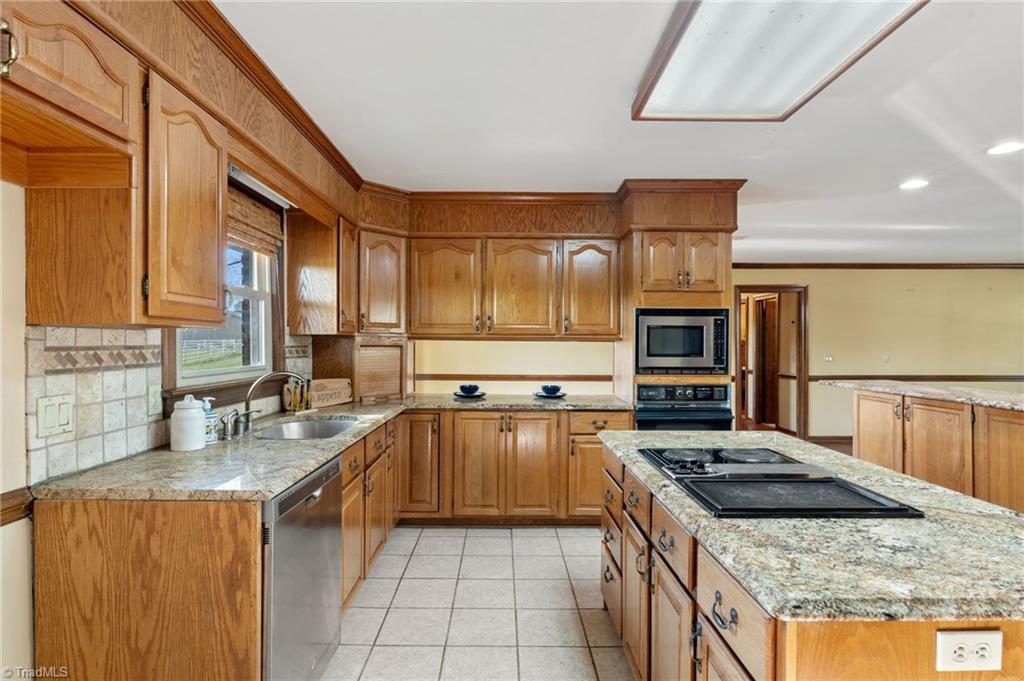 15670 Bethel Ave Extension Midland, NC 28107 - Photo 15 of 40