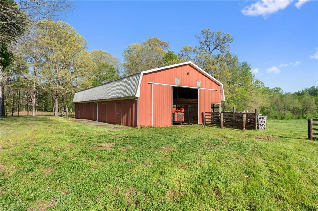 15670 Bethel Ave Extension Midland, NC 28107 - Photo 25 of 40