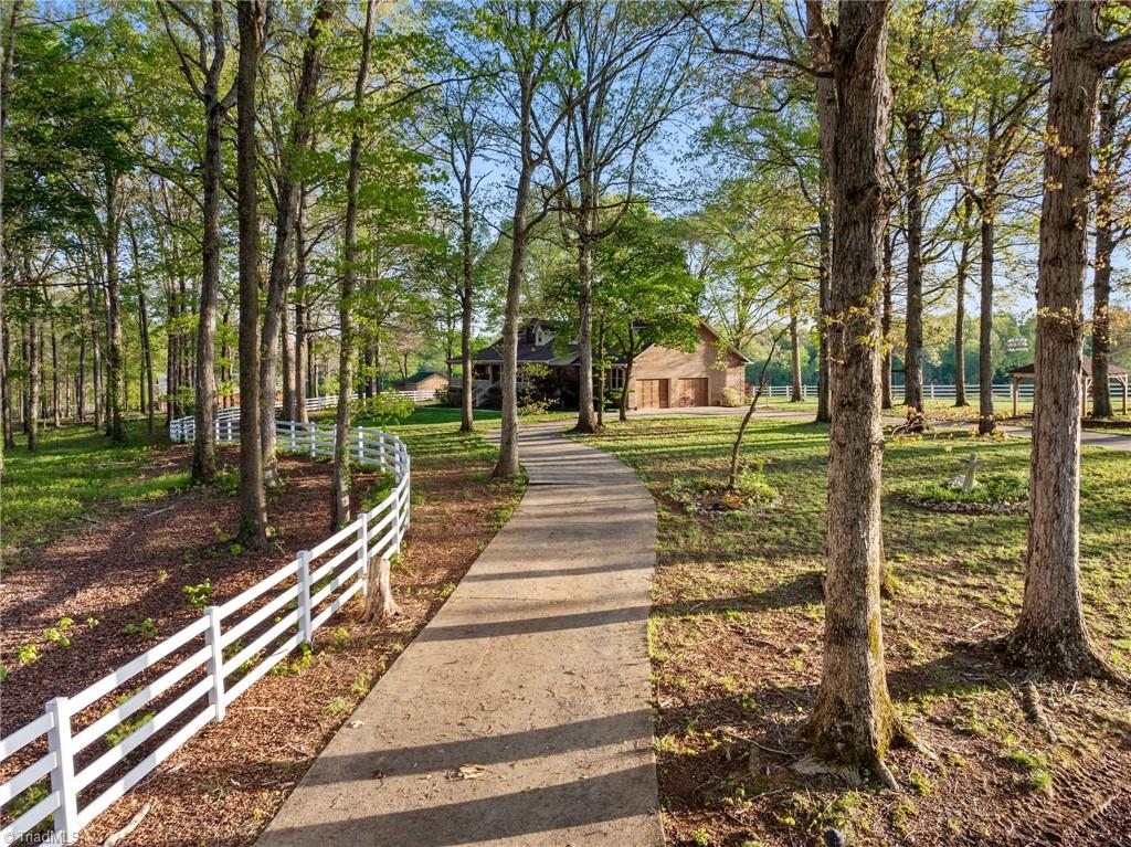 15670 Bethel Ave Extension Midland, NC 28107 - Photo 8 of 40