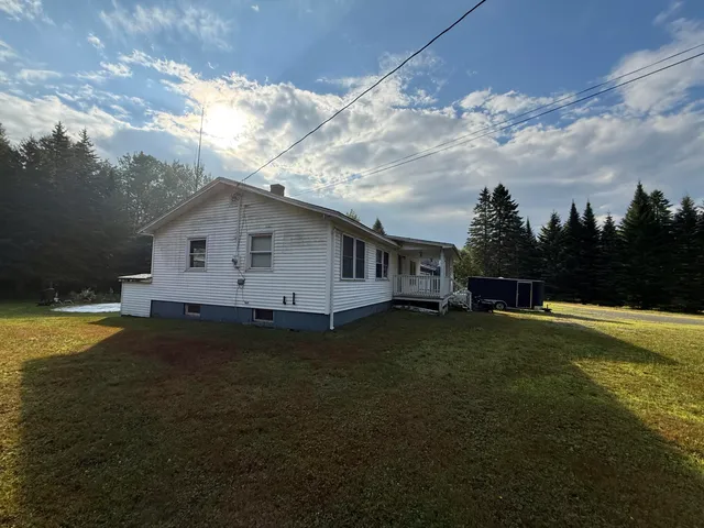 $149,900 | 937 Station Road, Stacyville, ME 04777