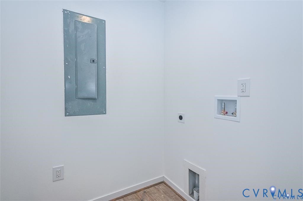 993 Swan Lane Ruther Glen, VA 22546 - Photo 25 of 31 a view of an empty room