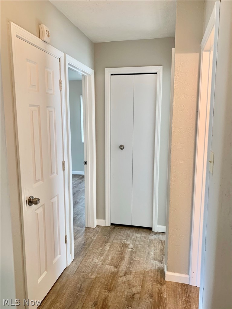 19508 Longbrook Road Cleveland, OH 44128 - Photo 9 of 22