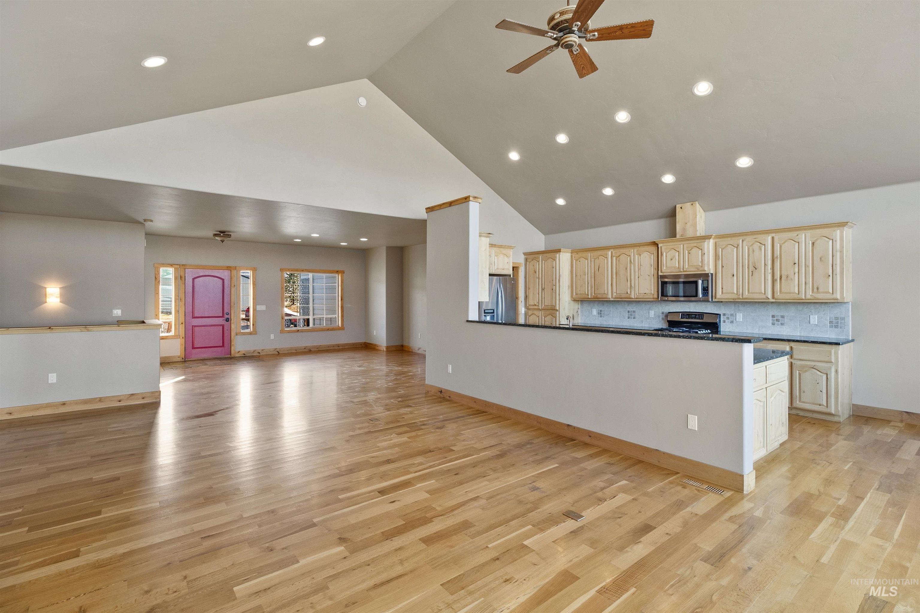 1031 Prairie Lane Moscow, ID 83843 - Photo 11 of 49