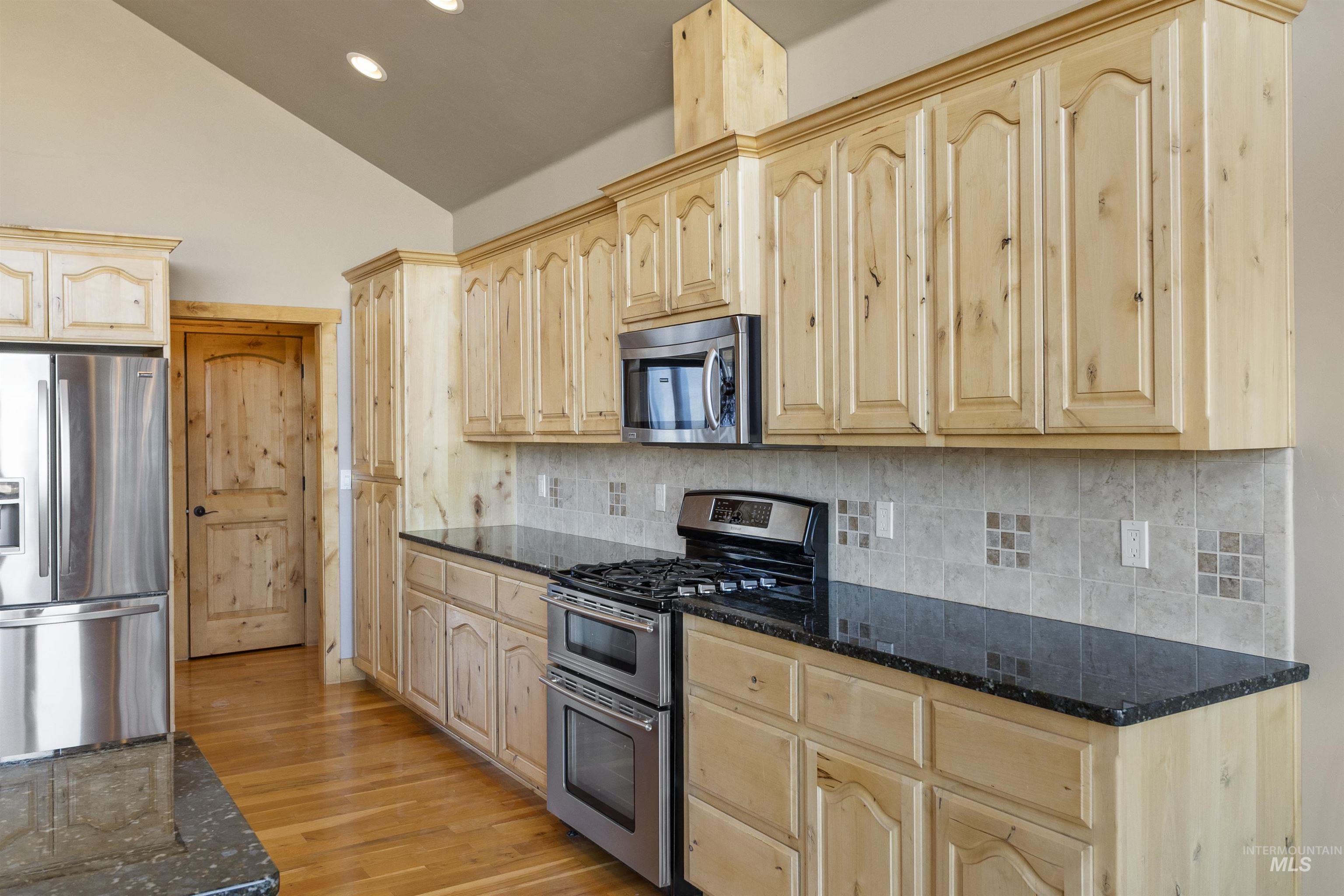 1031 Prairie Lane Moscow, ID 83843 - Photo 15 of 49