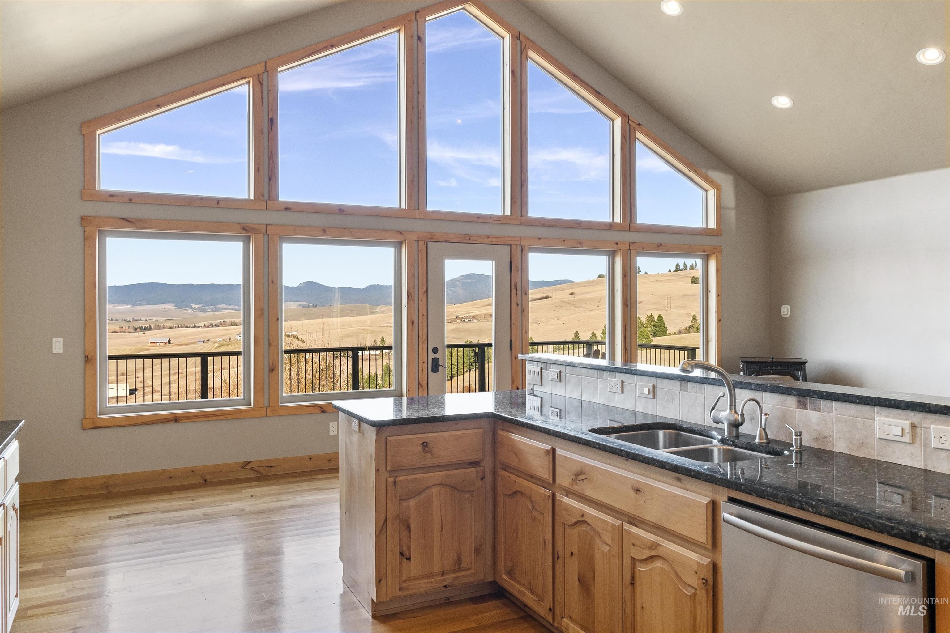 1031 Prairie Lane Moscow, ID 83843 - Photo 17 of 49