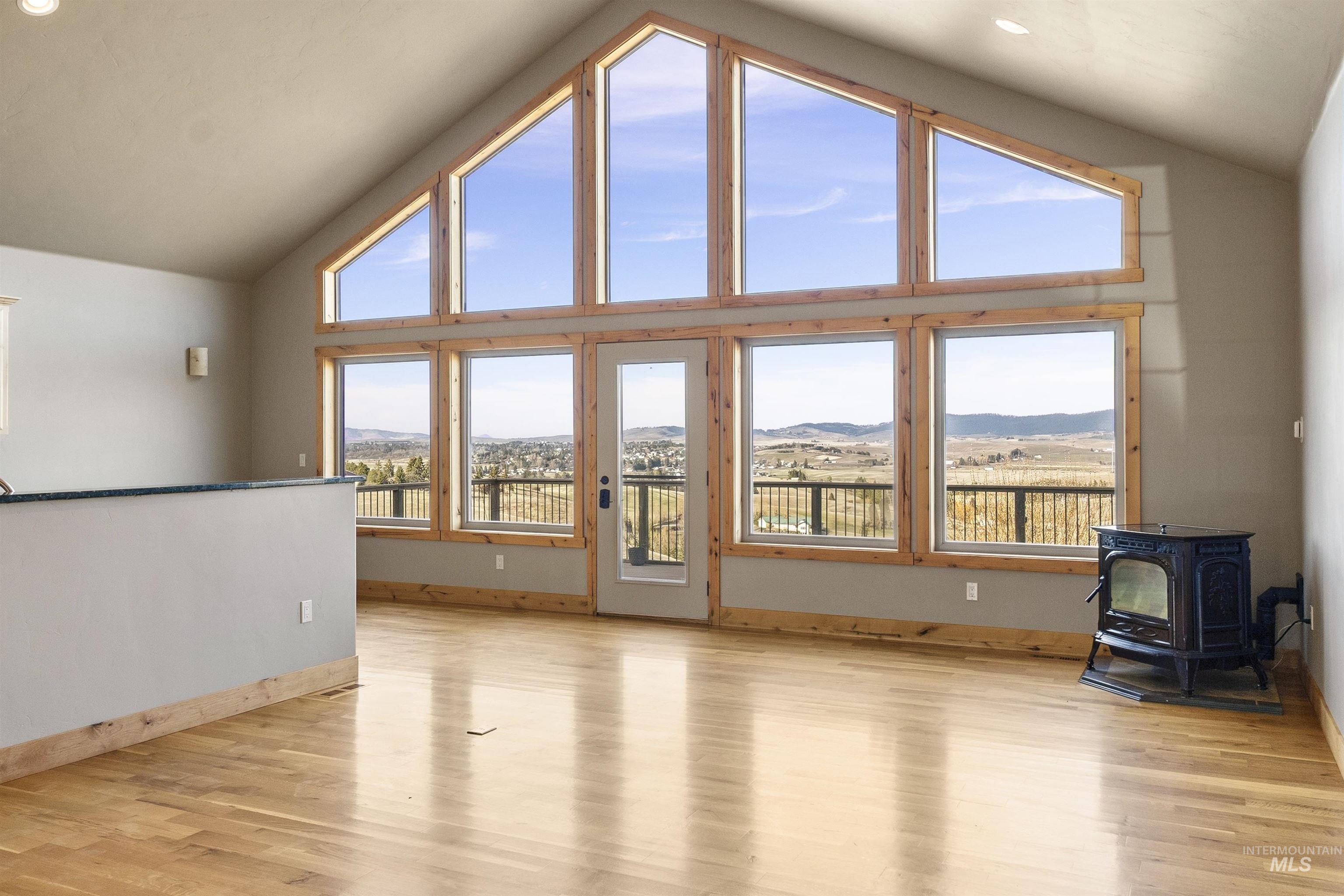 1031 Prairie Lane Moscow, ID 83843 - Photo 7 of 49