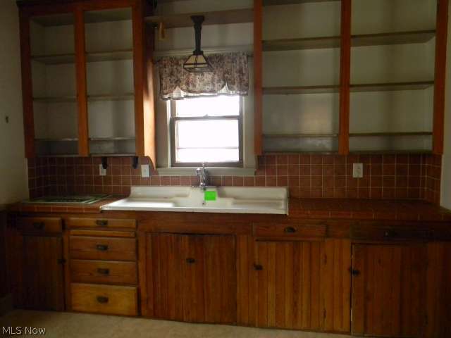 3501 Krather Road Cleveland, OH 44109 - Photo 6 of 12