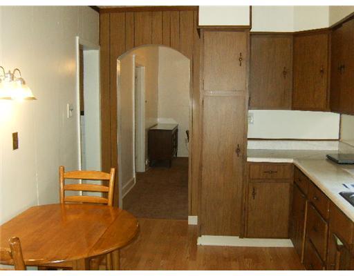 3618 Colmar Street Pittsburgh, PA 15213 - Photo 7 of 15 Kitchen.