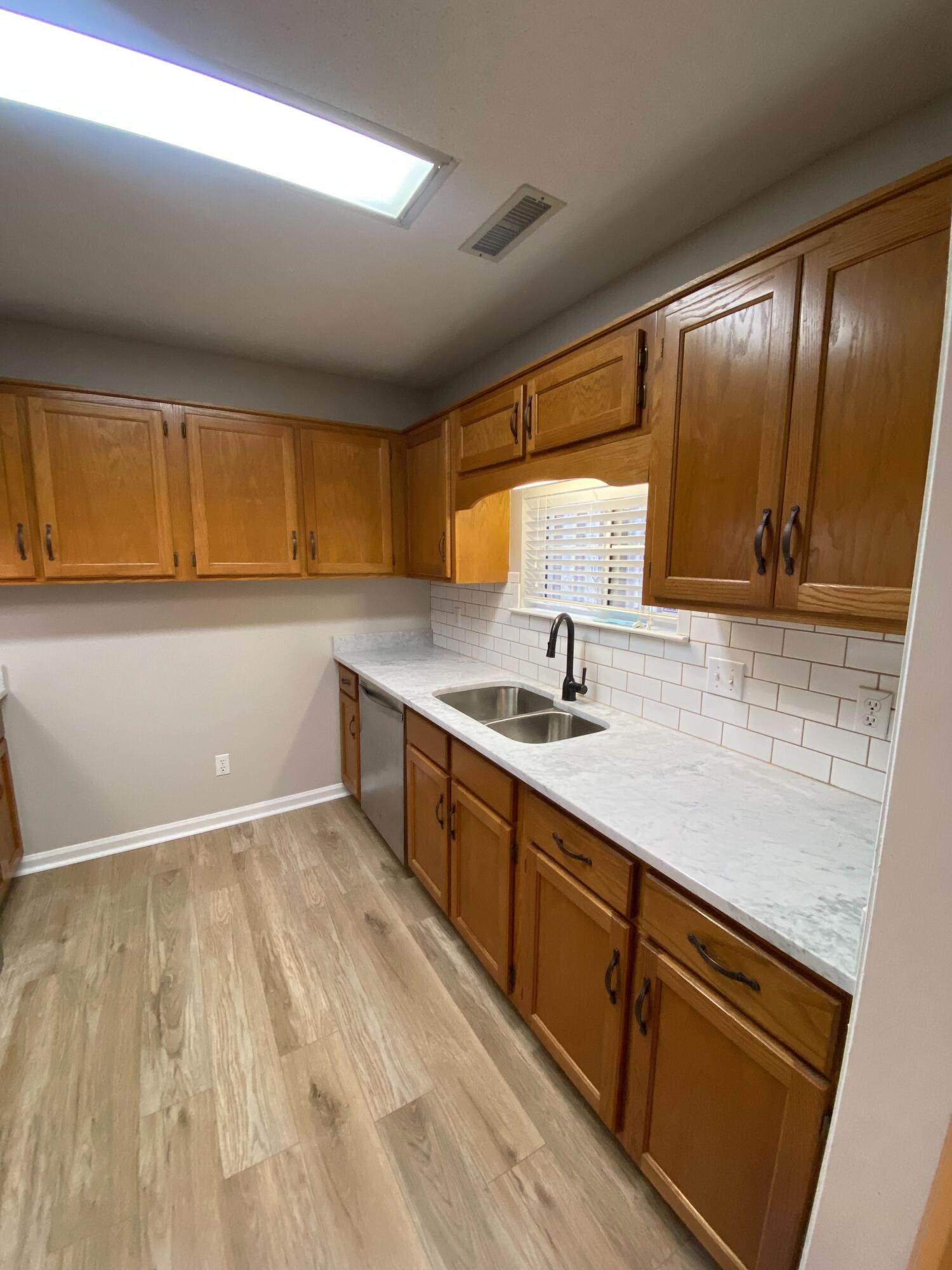 1141 Lenny Lane Chattanooga, TN 37421 - Photo 3 of 10 IMG_2623