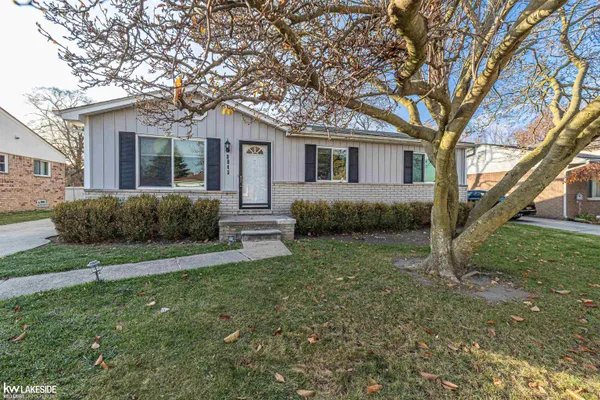 $2,000 | 3043 Heritage Drive, Troy, MI 48083