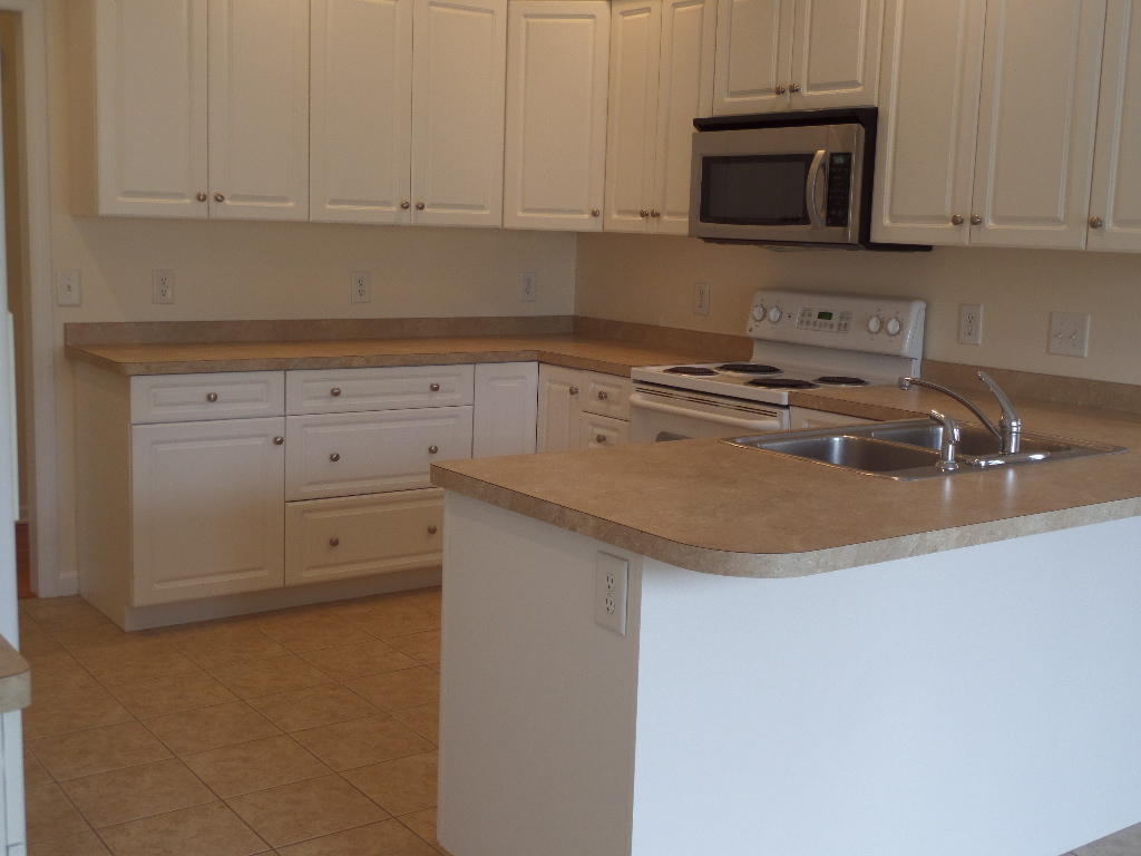 1295 Burning Tree Road Pinehurst, NC 28374 - Photo 4 of 32 SAM_4011
