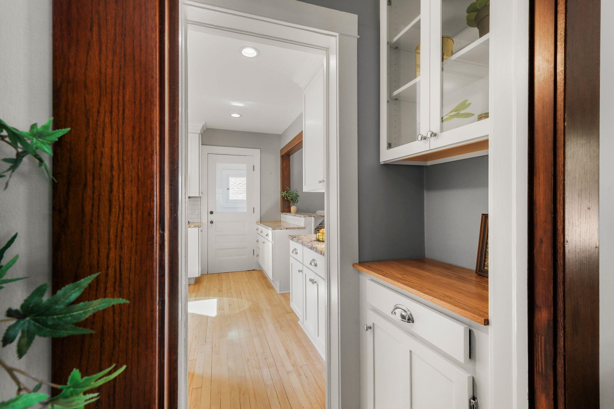 2102 Keyes Avenue Madison, WI 53711 - Photo 7 of 38 Gallery Image 7