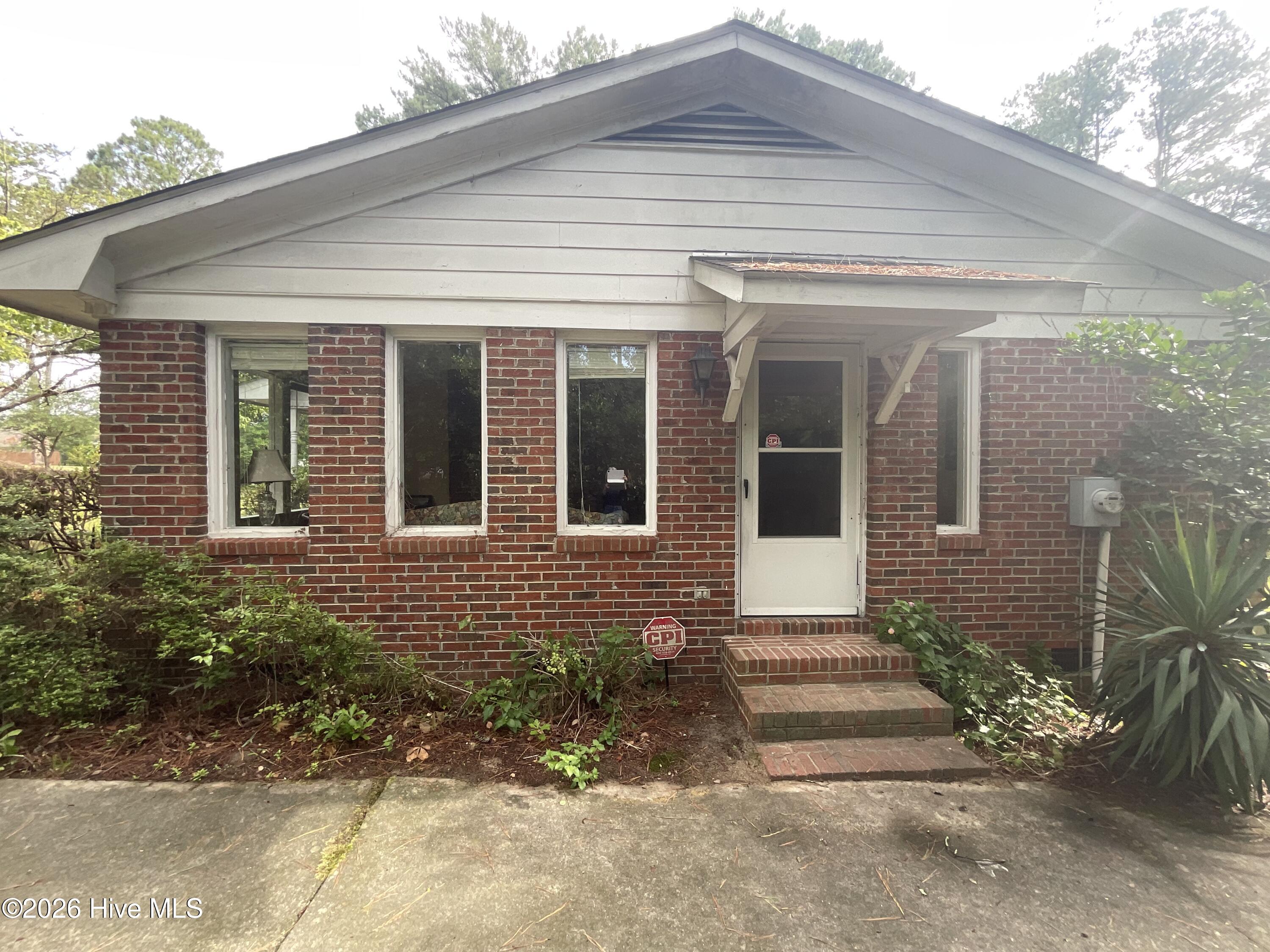9761 Turnpike Road Laurinburg, NC 28352 - Photo 3 of 20