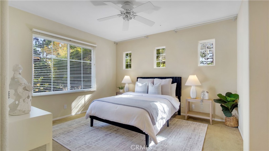 329 Rathbourne Irvine, CA 92620 - Photo 17 of 52 Gallery Image 17