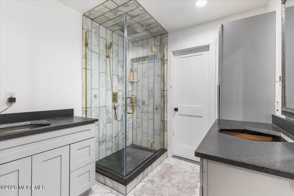 153 Stillhouse Road Millstone Township, NJ 08510 - Photo 27 of 52 27-Primary Bathroom