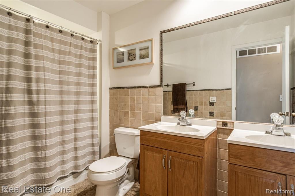27860 Evergreen Road Lathrup Village, MI 48076 - Photo 10 of 18